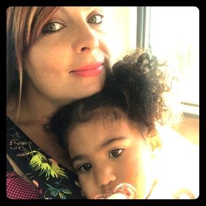 Meet your Posher, Cassandra